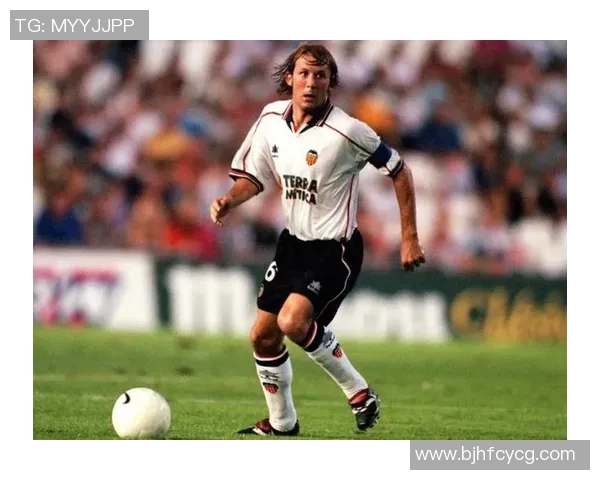 全球足球倒数十名球员盘点 揭示那些被低估与忽视的足坛人物